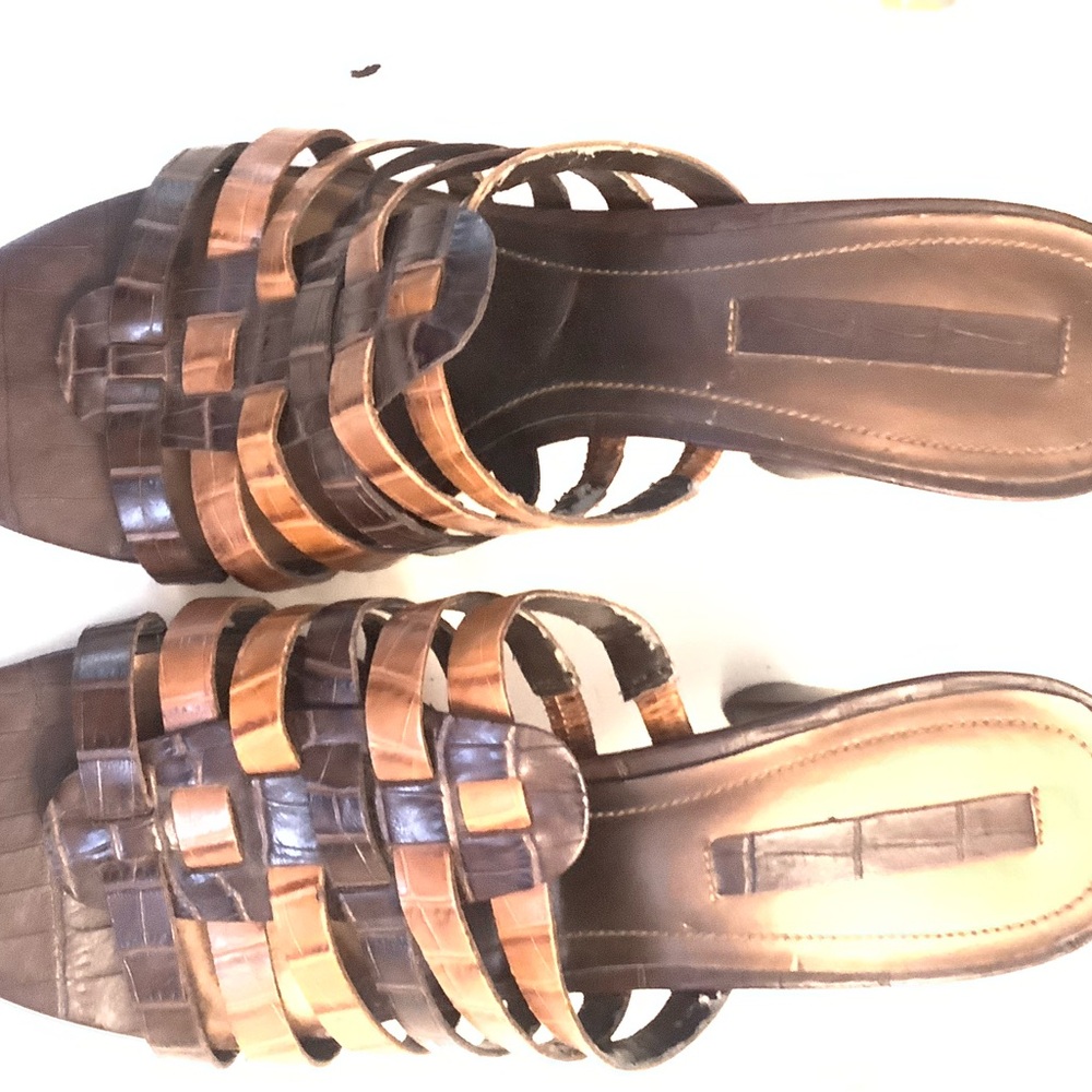 Bandolino Two-Tone Woven Slide Mules in Brown and Tan